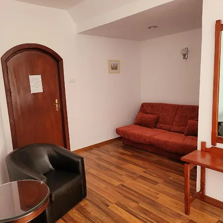 Guest house Pension Edelweiss 3*