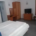 Guest house Edelweiss 3*