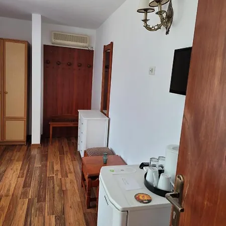 Guest house Edelweiss